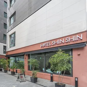 Hotel Shinshin Myeongdong, Seúl