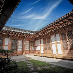 Cheong Yeon Jae Hanok Maison d'hôtes