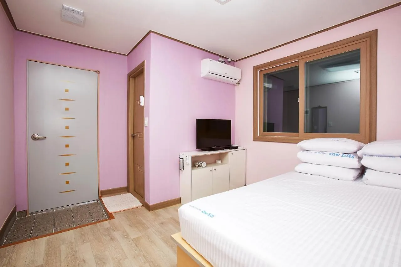 Guest house Guesthouse The Hill Seoul